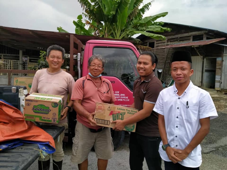 Read more about the article YFBM x Yayasan Undang Luak Johol Santuni Asnaf di Nogori