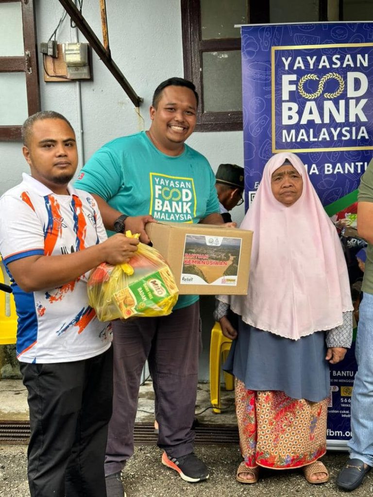 Sesama Mara Box of Hope Air Selangor di Bukit Lanchong Subang Jaya Selangor | Yayasan Food Bank Malaysia