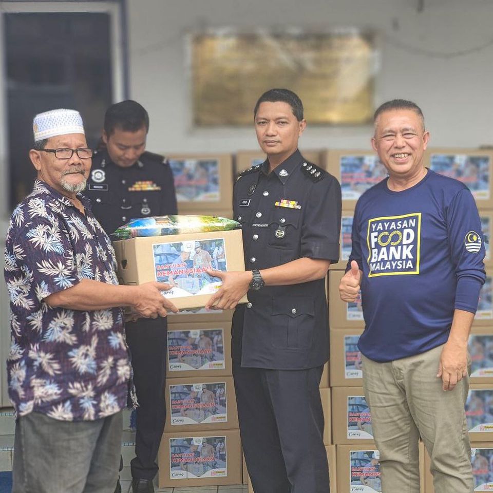Read more about the article Program  Serahan Bantuan Sumbangan di Balai Polis Johol, Negeri Sembilan